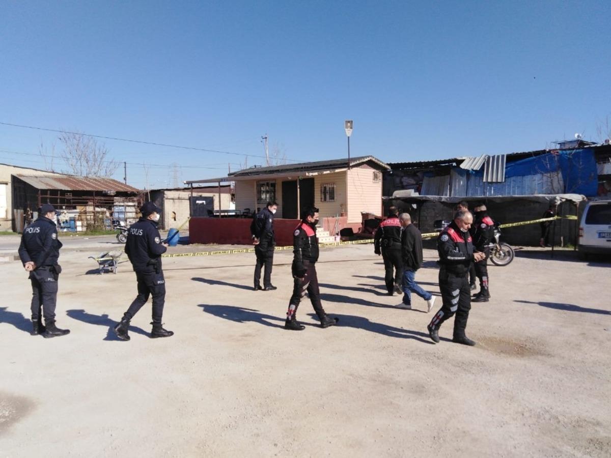 Tarsus&rsquo;ta silahlı kavgada 3 kişi yaralandı