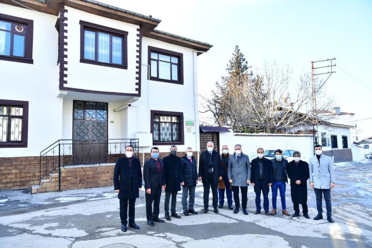 Milletvekilleri, sosyal, k&uuml;lt&uuml;rel ve sportif yatırımları inceledi