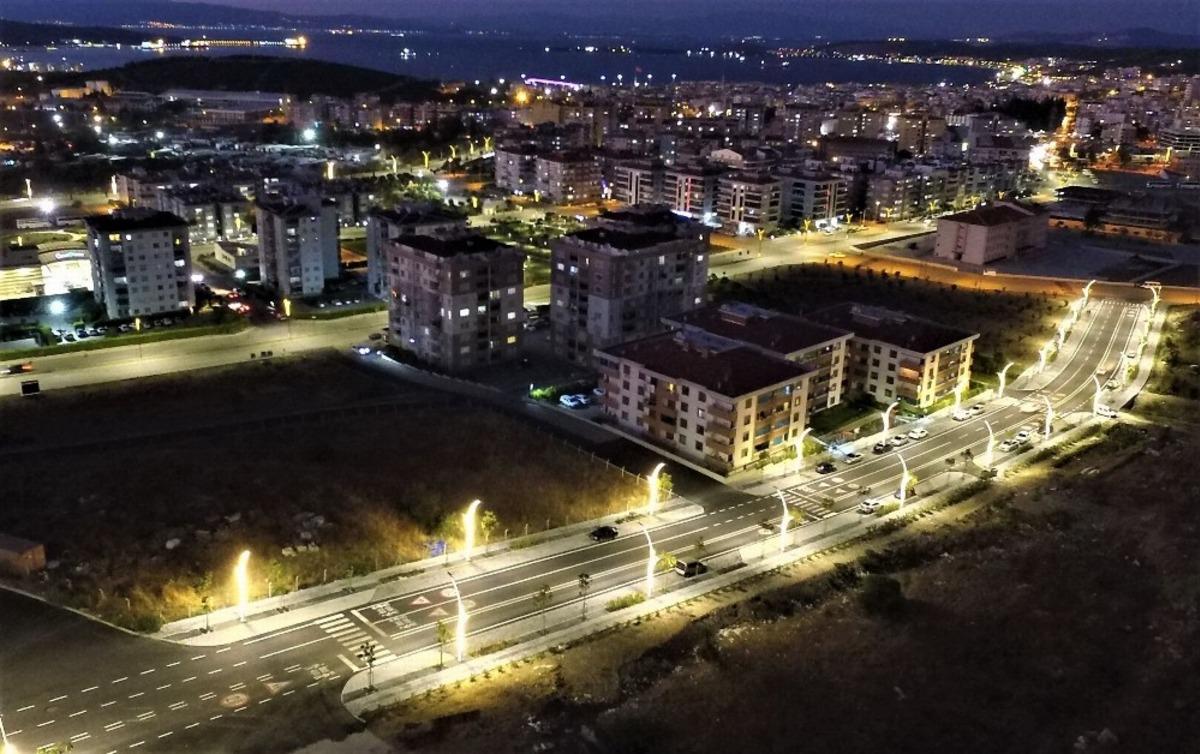 Aliağa&rsquo;da &ouml;rnek cadde: Barış Man&ccedil;o Caddesi