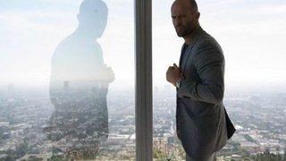 Jason Statham Antalya'da kurşun geçirmez camlı villada kalıyor