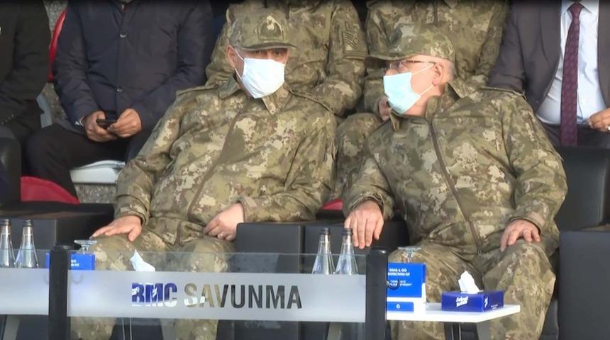 TSK'da yeni üniforma! Mehmetçik için üretilen yeni 'kamuflaj' ilk kez görüntülendi