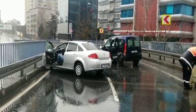 Zincirlikuyu’da boş yolda zincirleme kaza 1