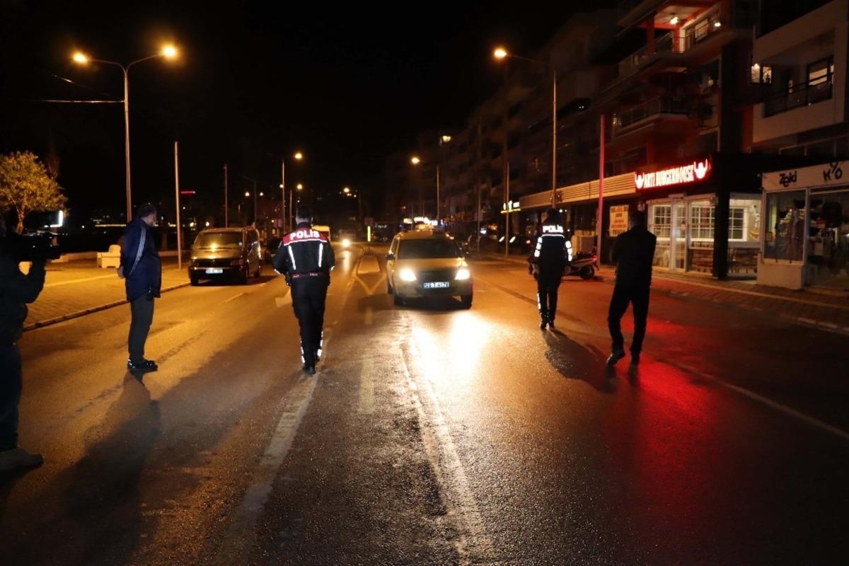 Kuşadası&rsquo;nda denetimler s&uuml;r&uuml;yor