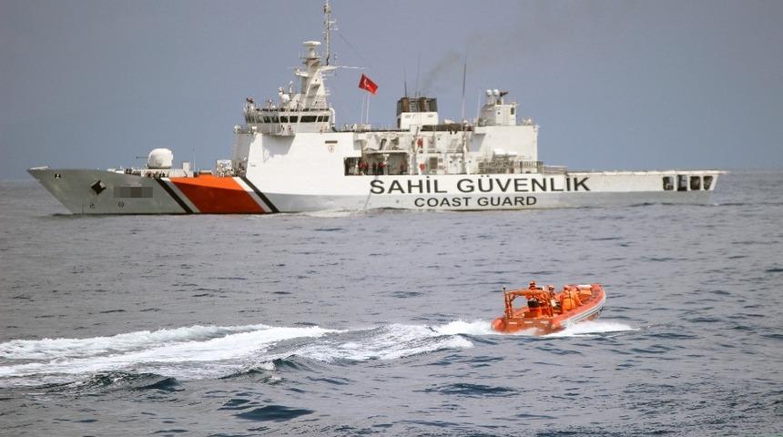 Dat&ccedil;a a&ccedil;ıklarında tekne battı, bir kişi kayıp