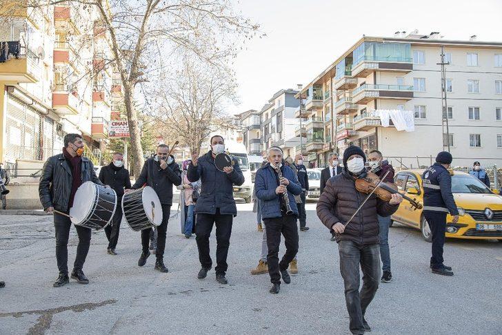 Mamak sokaklarında müzik resitali G5