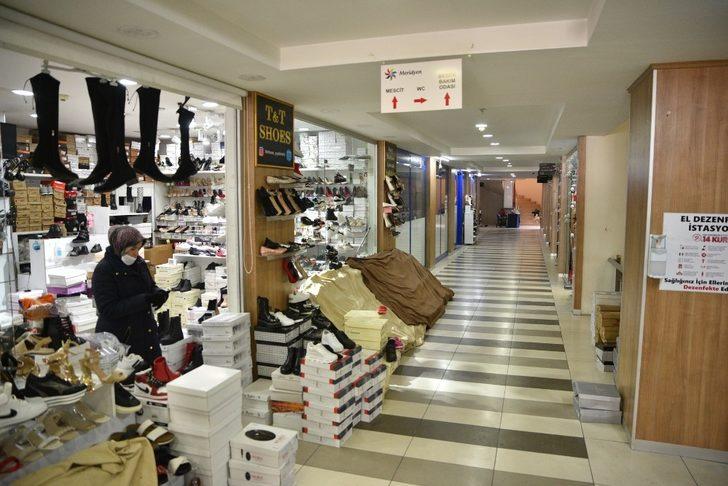 Bursa’da yangın mağduru esnafın yaraları sarıldı G5