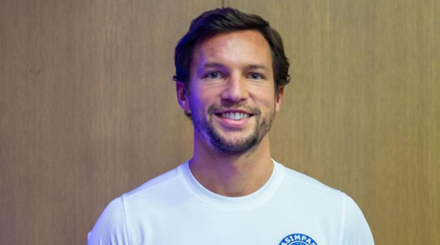 Yeni transfer Drinkwater, maça çıkmadan sakatlandı