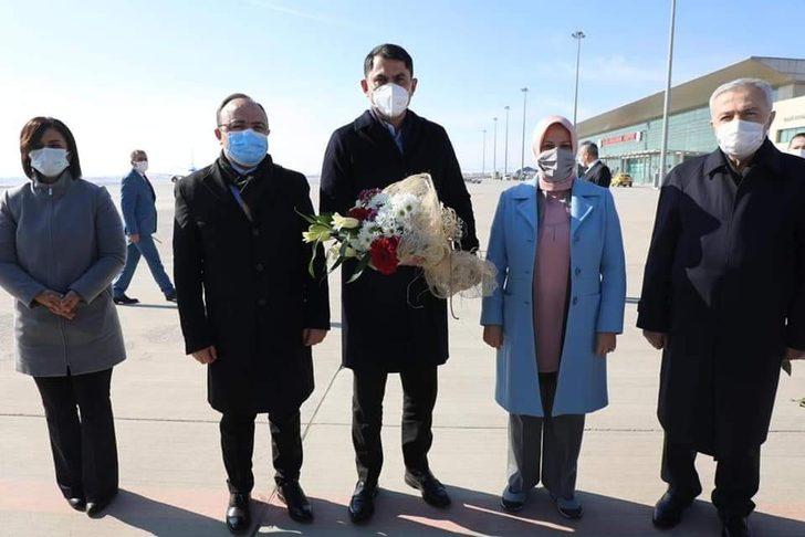 Bakan Kurum, deprem konutlarını inceledi G5