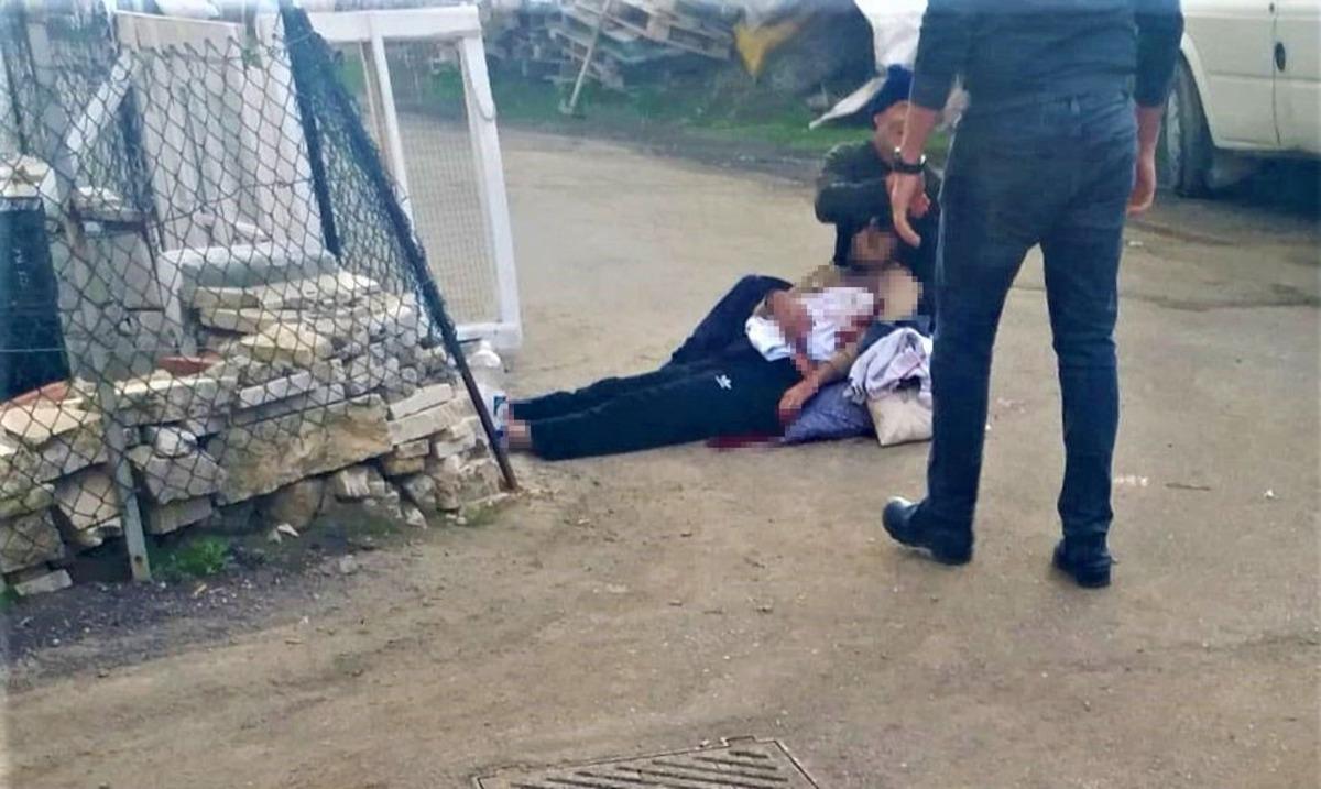 Sigara parası i&ccedil;in kardeşini &ouml;ld&uuml;rd&uuml;, hi&ccedil;bir şey olmamış gibi izledi