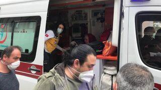 Komşular arasındaki 'bebek sesi' tartışması bıçaklı kavgaya dönüştü: 4 yaralı