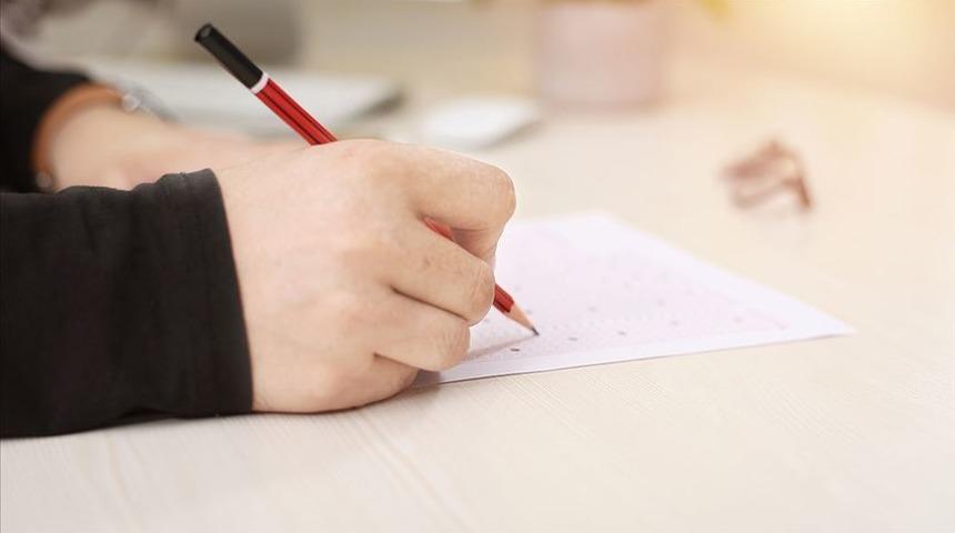 AUZEF öğrencileri dikkat: AUZEF  2. dönem (Bahar Dönemi) kayıt yenileme tarihi bugün bitiyor! 