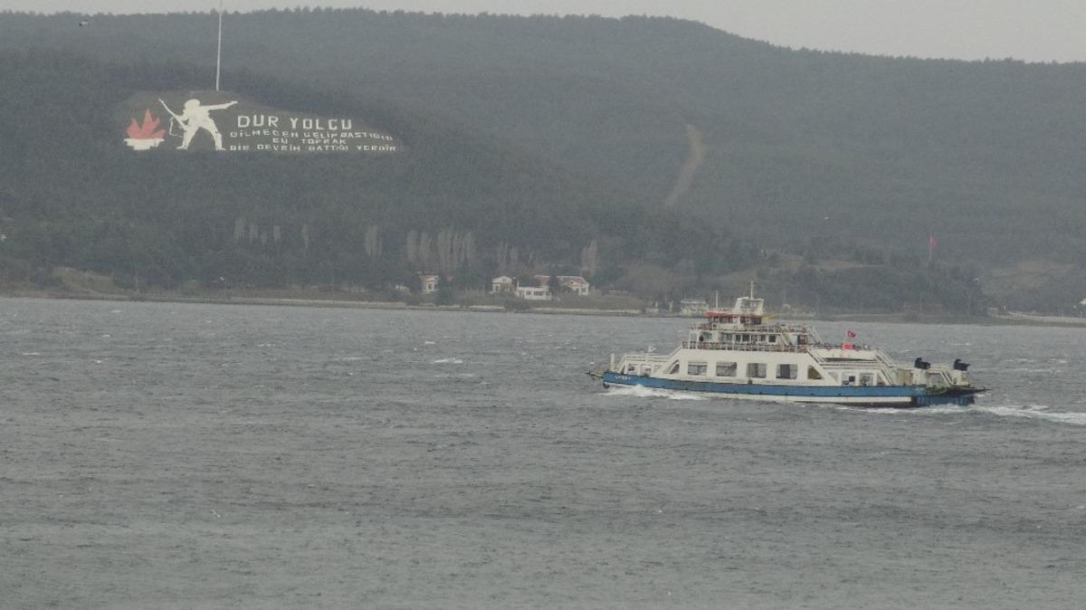 &Ccedil;anakkale&rsquo;de ada seferlerine fırtına engeli