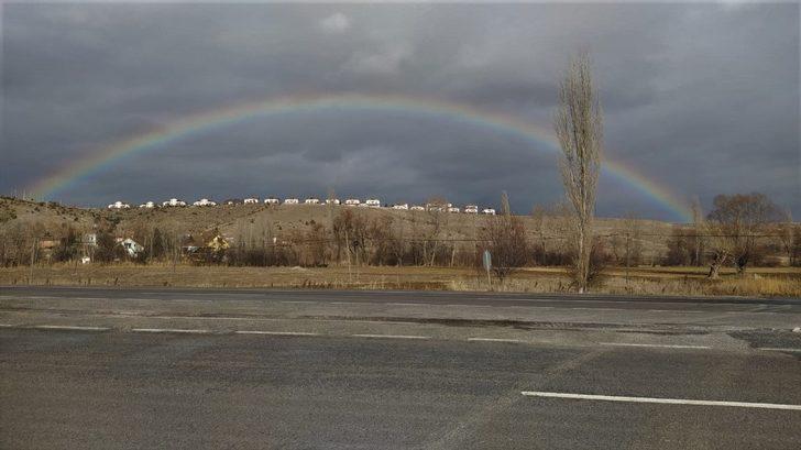 Gökkuşağı büyüledi G5