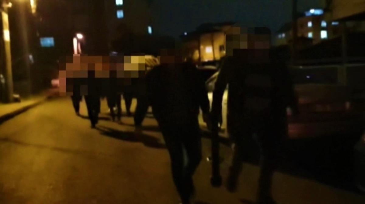 Polis kumar oynanan mekana ko&ccedil;başıyla daldı