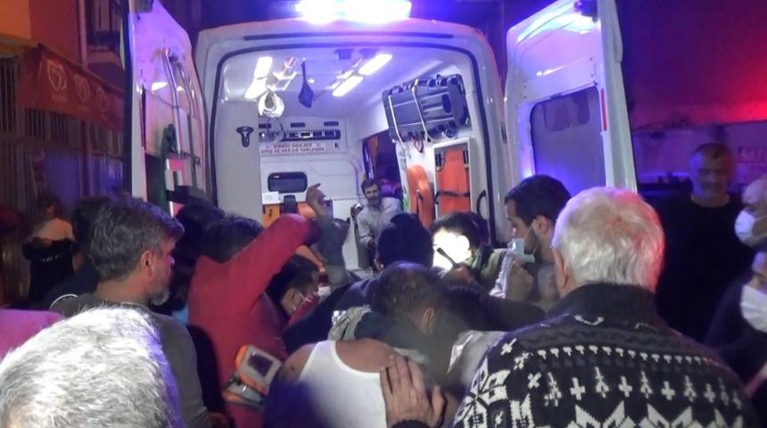 İzmir’de korkutan yangın! Alevler tüm evi sardı