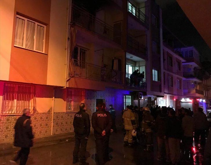 İzmir'de apartmanda çıkan yangında 2 kişi yaralandı G2