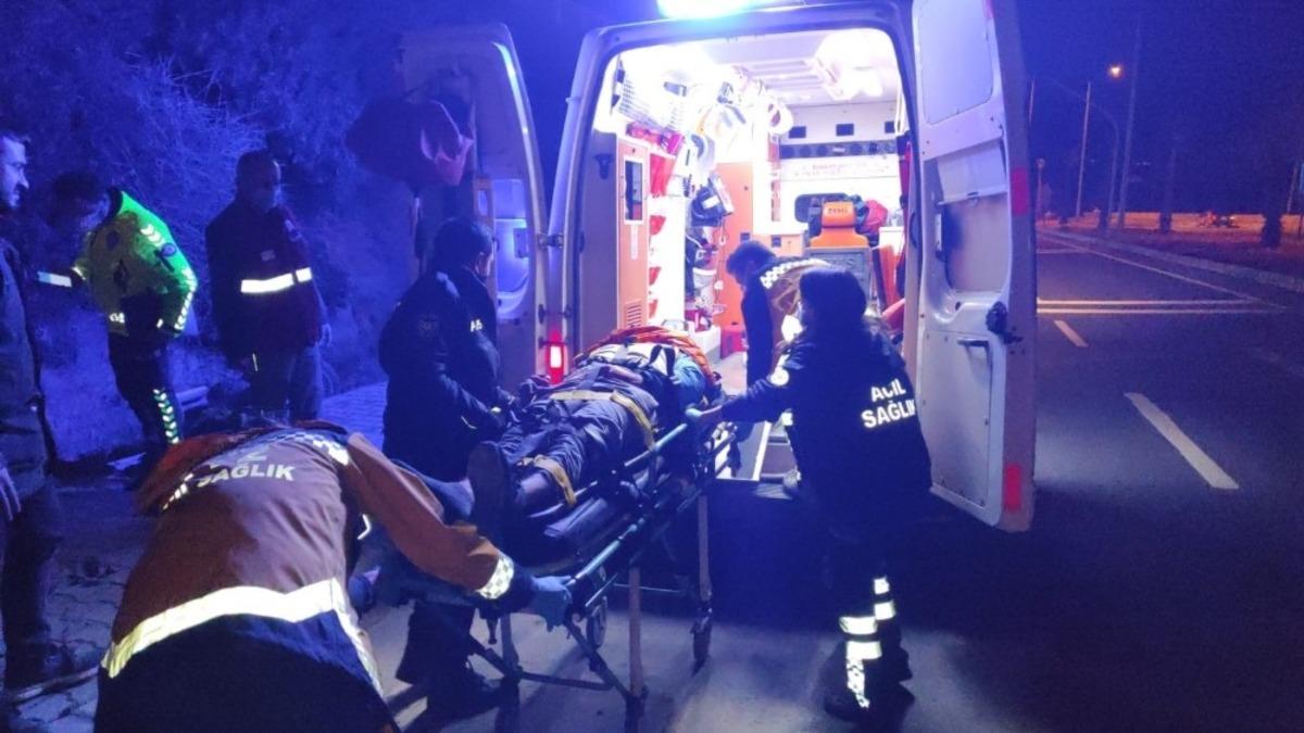 Kuşadası &ccedil;evre yolunda motosiklet kazası: 1 ağır yaralı