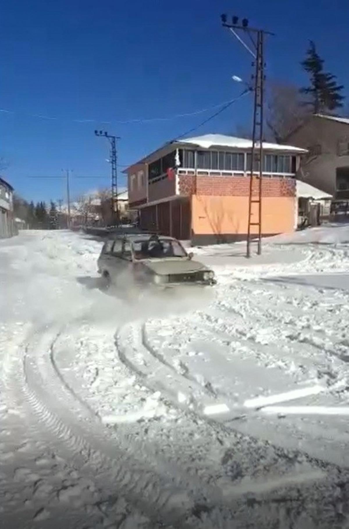 Kısıtlamada canı sıkıldı karda drift yaptı