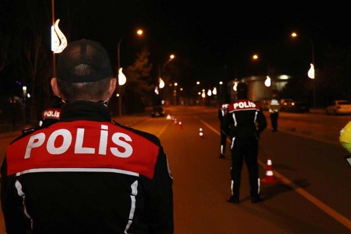 Sakarya&rsquo;da kısıtlamaya uymayan 157 kişiye 174 bin TL para cezası