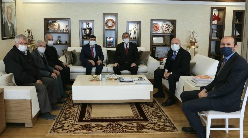 Üzümbağı mahallesi sakinlerinden Başkan Sekmen’e yatırım teşekkürü