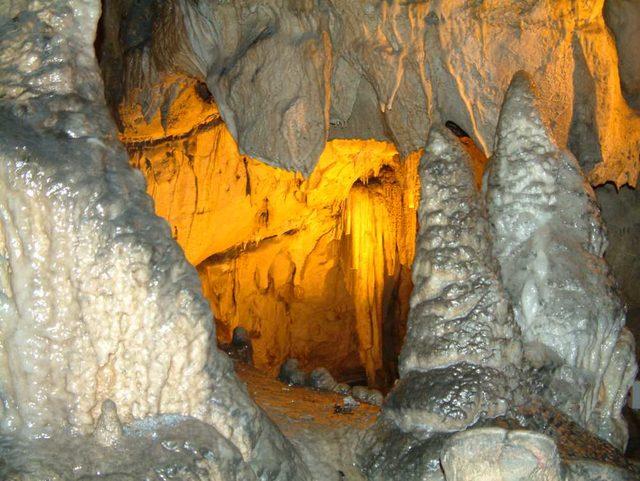 zindan mağarası
