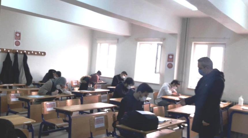 Anadolu Lisesinde &uuml;niversite sınavı sim&uuml;lasyonu yapıldı