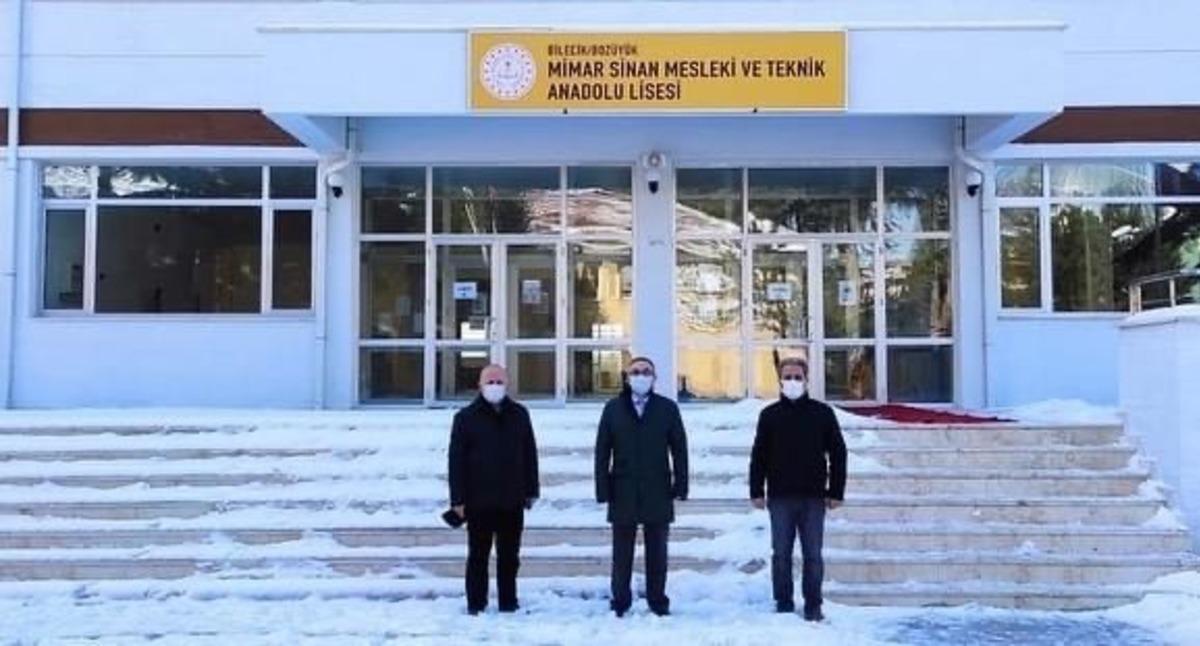 İl Milli Eğitim M&uuml;d&uuml;r&uuml; Akyol, Boz&uuml;y&uuml;k&rsquo;teki okullarda incelemelerde bulundu