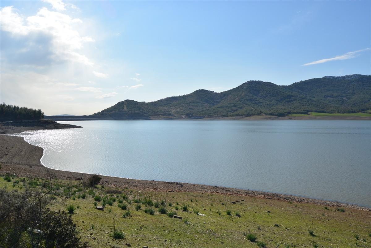 Amik Ovası'nı besleyen Tahtak&ouml;pr&uuml; Barajı'ndaki doluluk oranı arttı