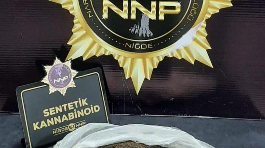 Niğde&rsquo;de 8 kişi uyuşturucudan g&ouml;zaltına alındı
