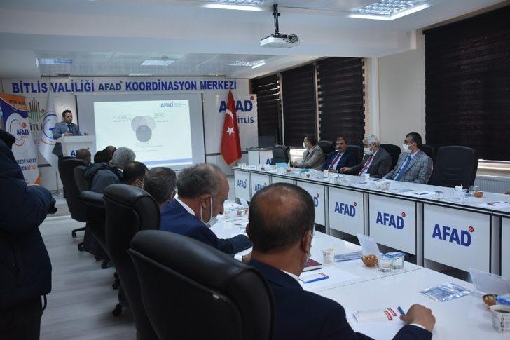Bitlis’te İl Afet Risk Azaltma Planı Bilgilendirme toplantısı düzenlendi G3
