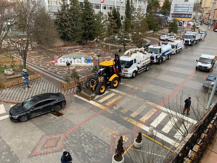 Emet Belediyesi’ne 7 hizmet aracı daha G2