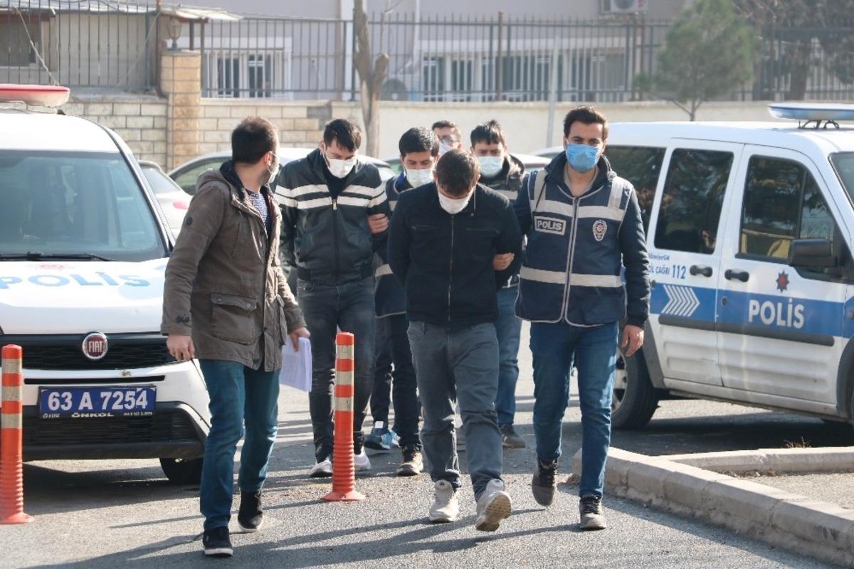 Şanlıurfa&rsquo;da aranan 8 zanlı eş zamanlı operasyonla yakalandı