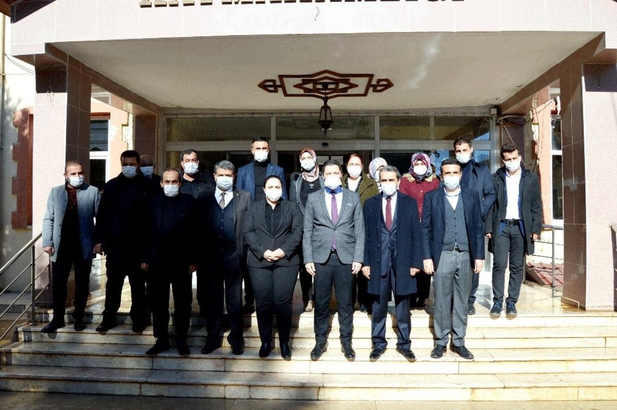 Milletvekili Toprak Besni il&ccedil;esinde yatırımları inceledi