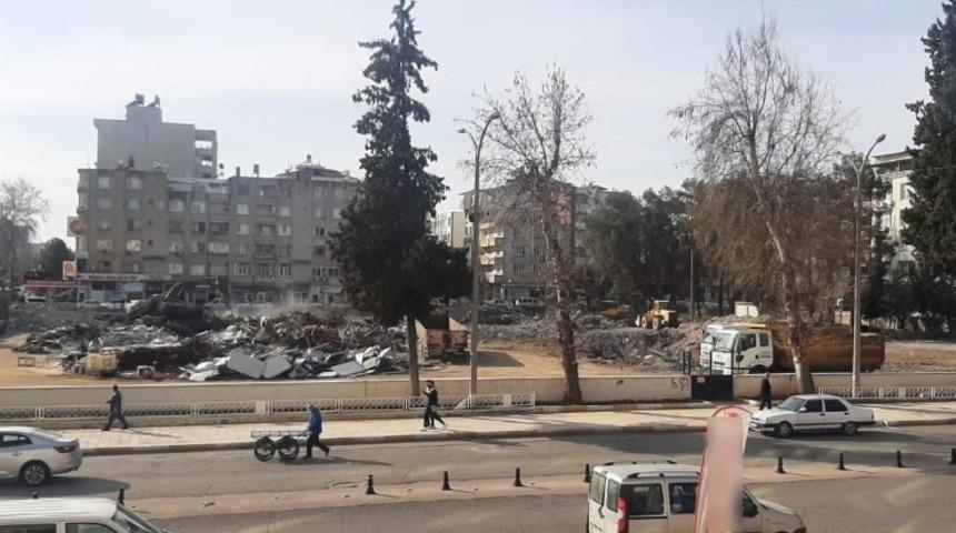 Eski adliye binasının yıkımı tamamlandı