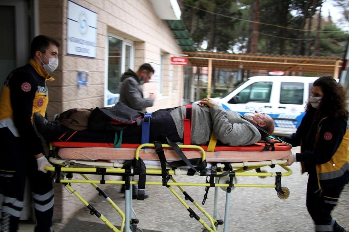 Kula&rsquo;da 2 farklı kazada toplam 7 kişi yaralandı
