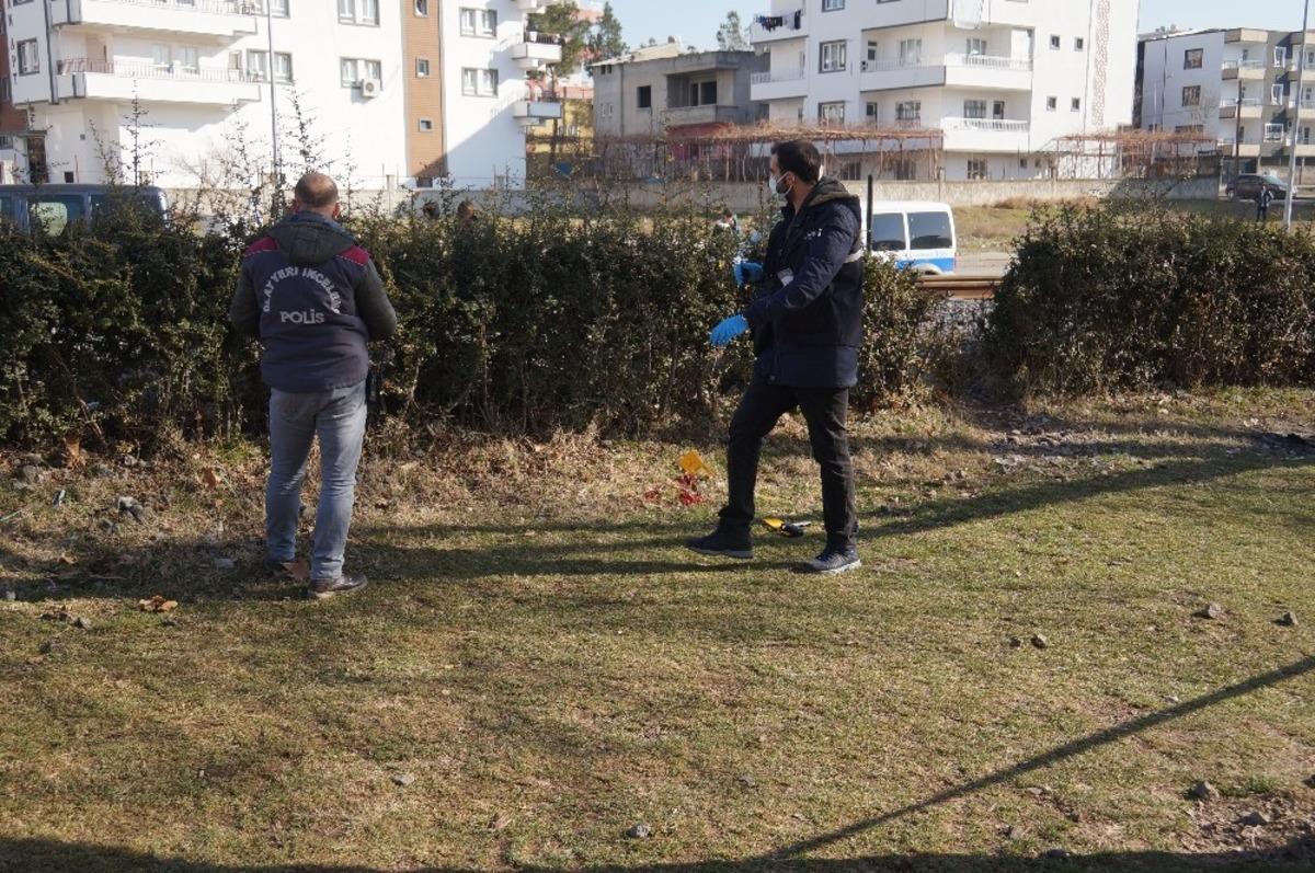 Batman&rsquo;da bir kişi parkta &ouml;l&uuml; bulundu