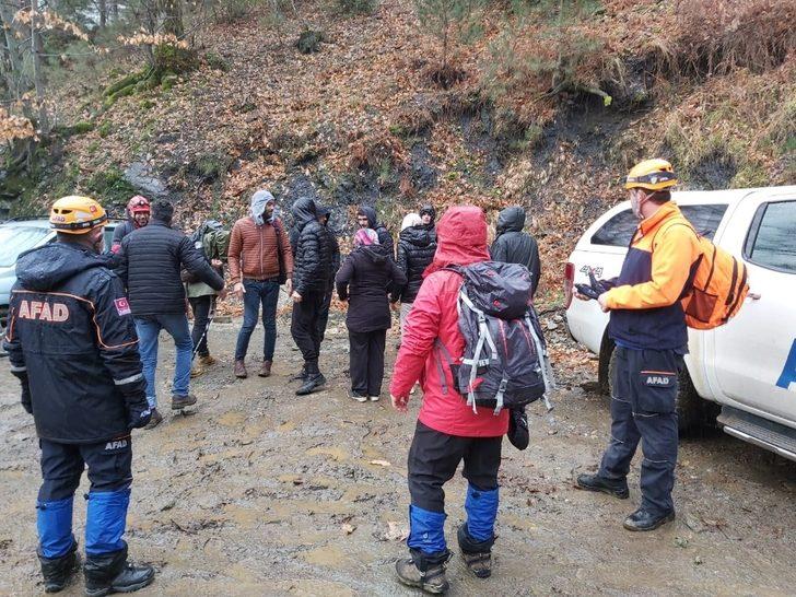 Dağda kaybolan 3 kafadar sokağa çıkmadan 9 bin 450 TL ceza G3