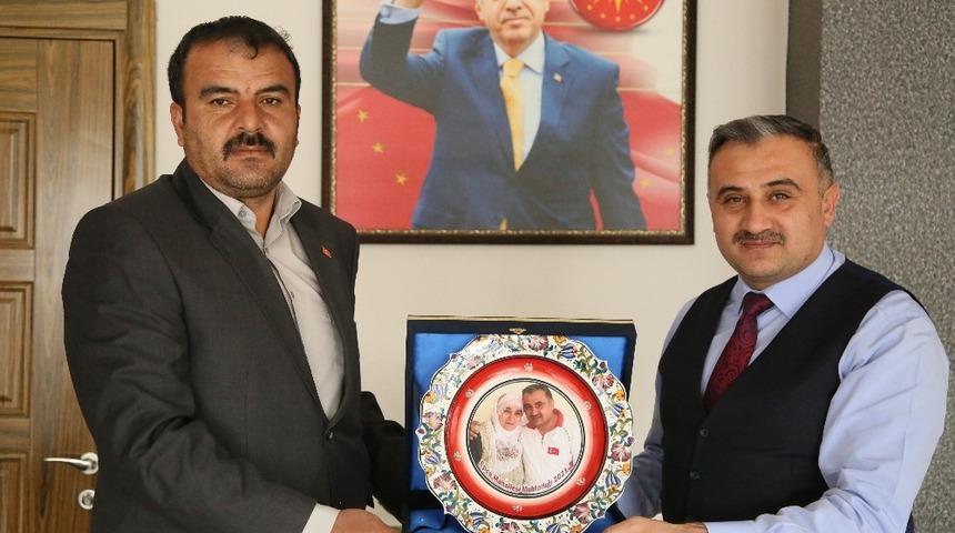 Epçe Mahallesi muhtarından Başkan Mehmet Cabbar’a teşekkür ziyareti