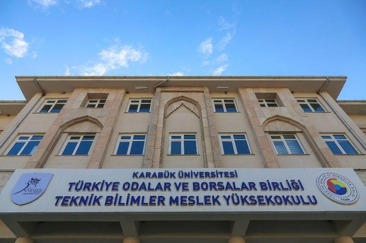 KBÜ TOBB TB MYO yeni binasında eğitime hazır G1