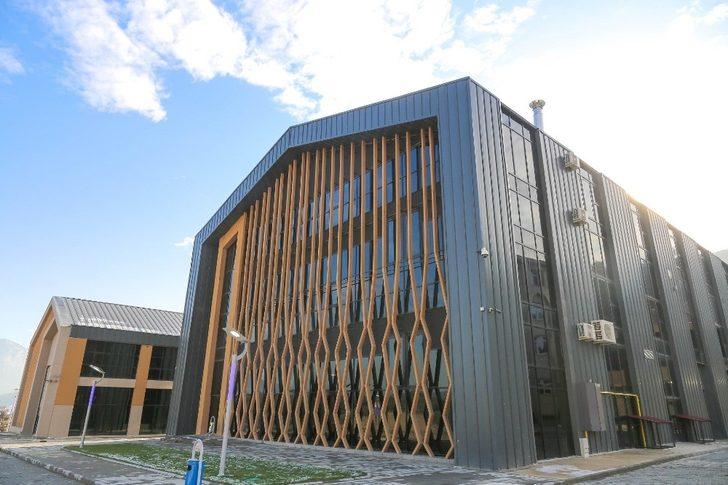 KBÜ TOBB TB MYO yeni binasında eğitime hazır G2