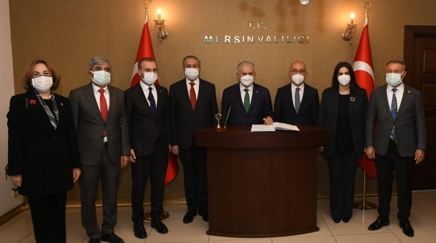 Bakan Elvan, Vali Su&rsquo;yu ziyaret etti