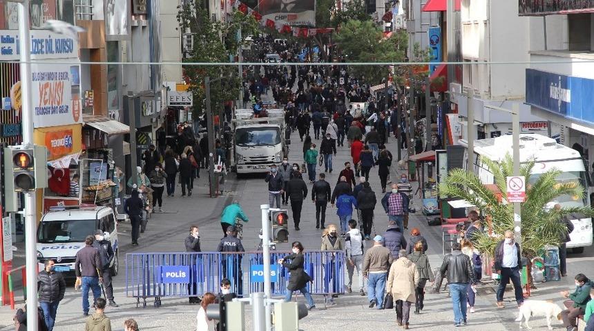 Pandemi kurallarına uymayan 19 kişiye 17 bin 100 lira ceza