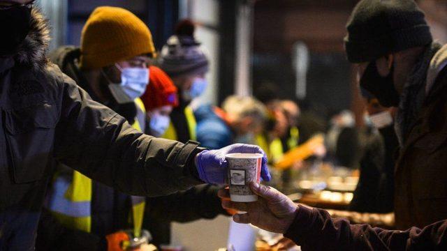 Covid: Oxfam a g&ouml;re en zengin 10 kişinin salgın d&ouml;nemindeki kazancıyla herkese yetecek sayıda aşı satın alınabilir 1