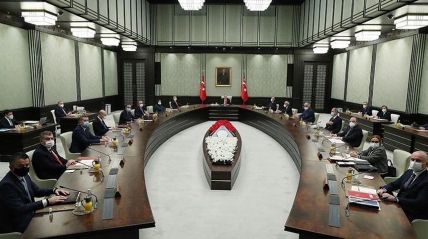 Kısıtlamalar esneyecek mi? Kabine Toplantısının tarihi belli oldu