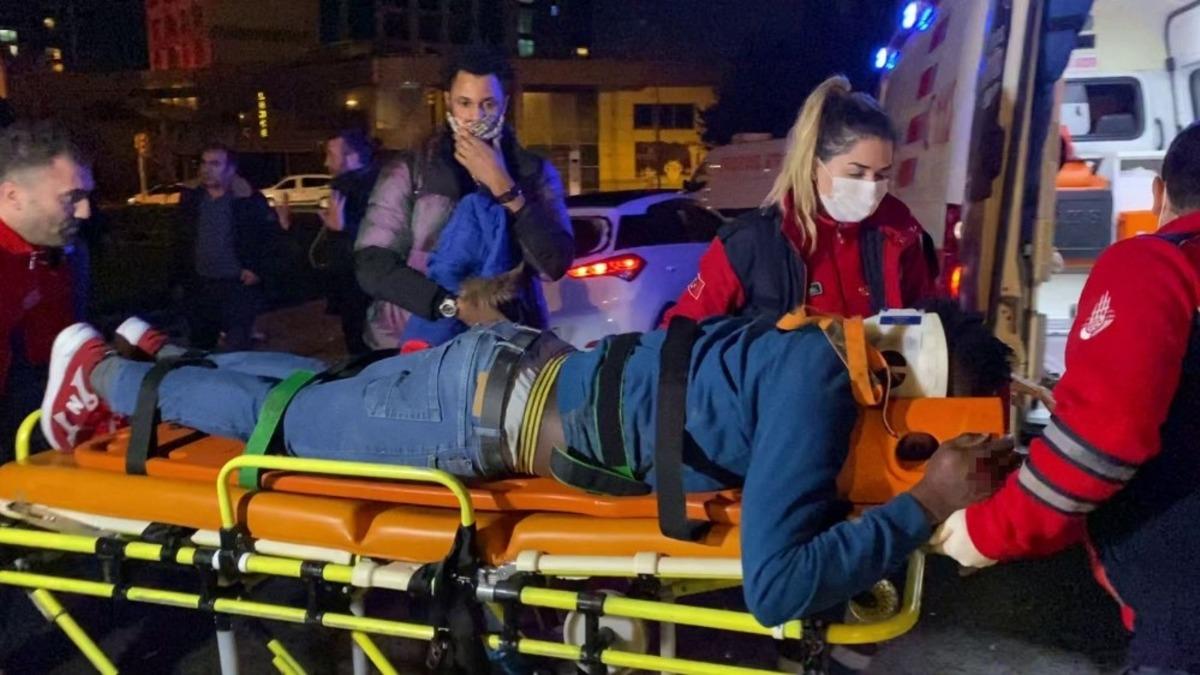 Alkoll&uuml; şahısların ara&ccedil;ta eğlencesi kaza ile noktalandı: 1 yaralı