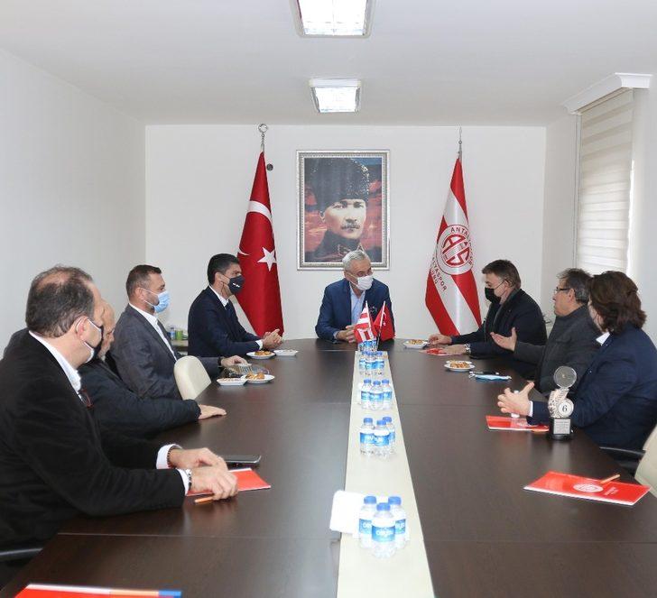 Mustafa Yılmaz’ın Antalyaspor A.Ş. Genel Kurulu öncesi yoğun görüşme trafiği G2