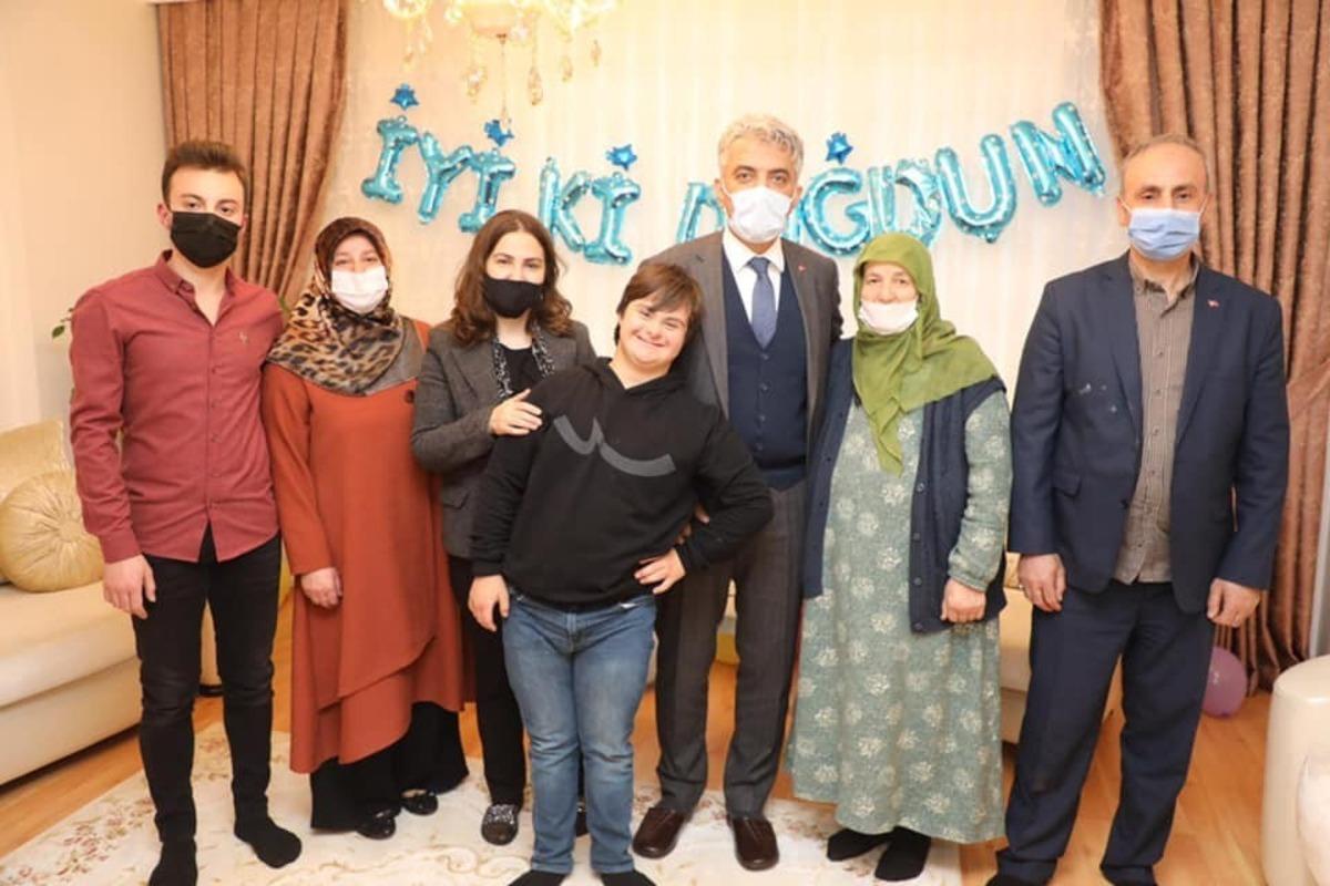 Down sendromlu &ccedil;ocuğun dileği ger&ccedil;ek oldu