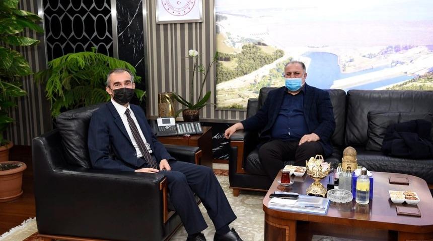 Milletvekili G&uuml;la&ccedil;ar DSİ Genel M&uuml;d&uuml;r&uuml; Yıldız&rsquo;la Van yatırımlarını değerlendirdi