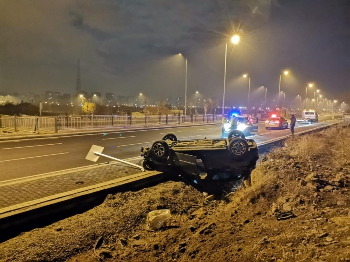 Takla atan ara&ccedil;tan sağ &ccedil;ıktı