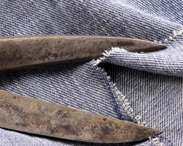 Kör makasla kesmeye son... Evdeki püf noktaları makasları 30 saniyede jilet gibi yapıyor!